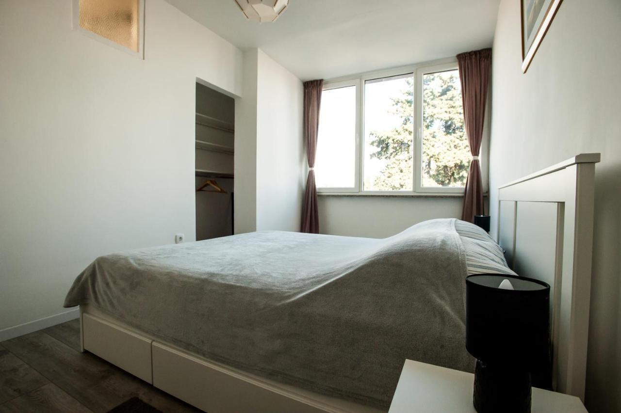 Apartment Little Violet - Balcony & Free Parking Zadar Exterior photo