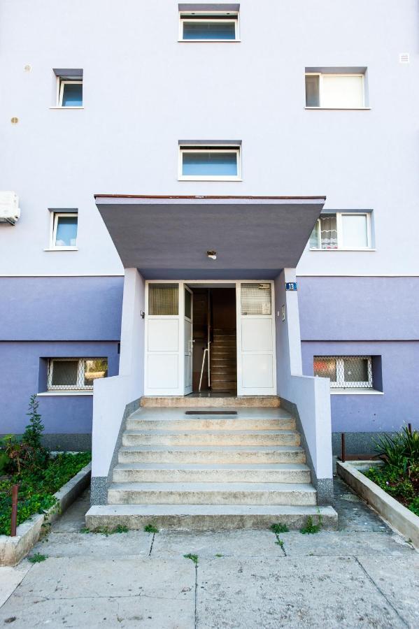 Apartment Little Violet - Balcony & Free Parking Zadar Exterior photo